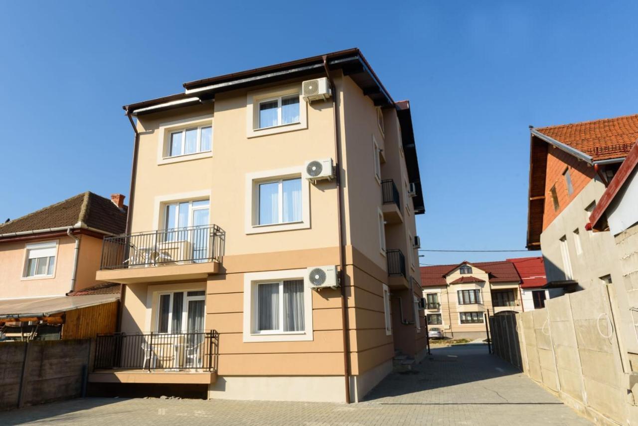 Povi Residence Lugoj Zewnętrze zdjęcie